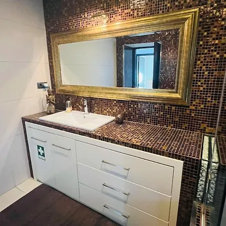 בית נופש Nocashouse Porto - Portugal, Campo, Valongo